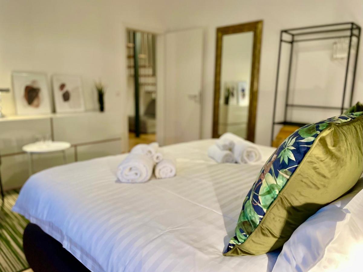 Voh Super Exklusives Loft, Zentral, Smart-Tv, Parkplatz Apartment โวเฮนชเตราส์ ภายนอก รูปภาพ